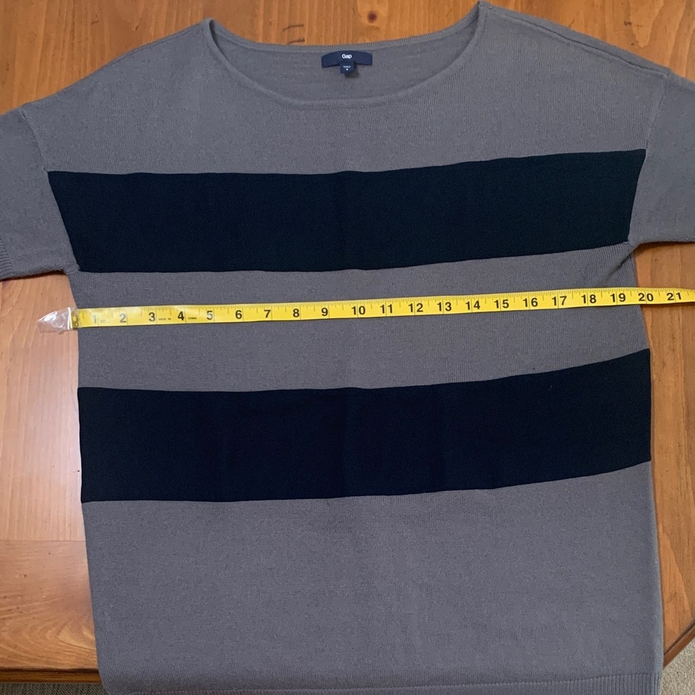 GAP Women's Crew Neck Sweater - Black and Brown - Picture 3 of 4